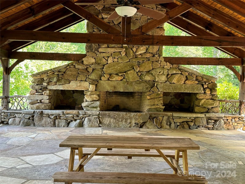 30 Abby Falls Dr #30, Rosman, NC 28772