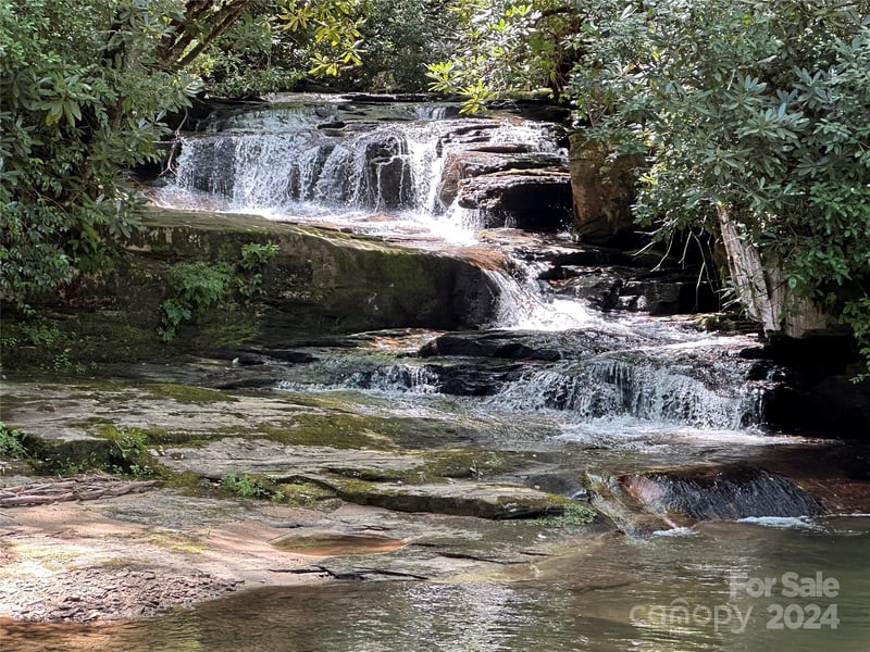 30 Abby Falls Dr #30, Rosman, NC 28772