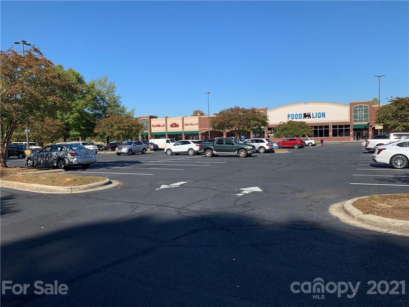 Cambridge Commons Dr, Charlotte, NC 28215