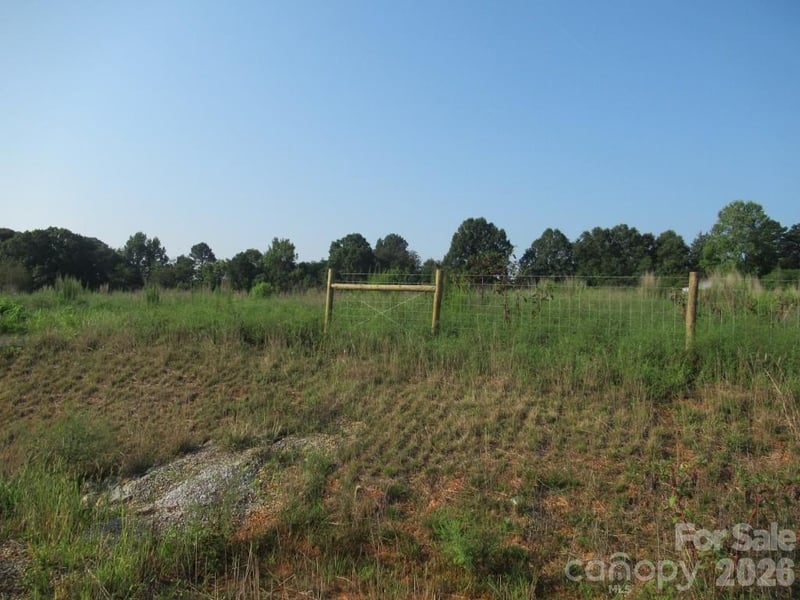 3217 Nc 16 Hw, Maiden, NC 28650