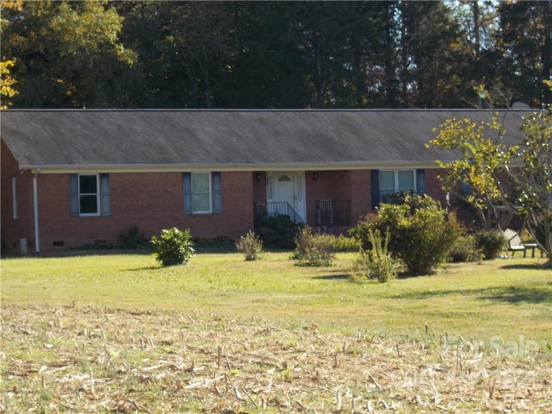 109 Brief Rd, Fairview, NC 28079