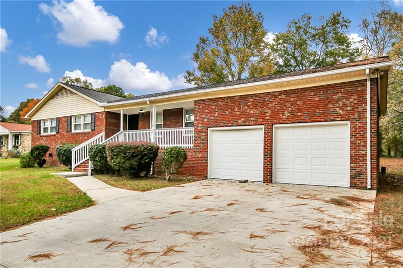 2599 Lewis Dr, Lancaster, SC 29720