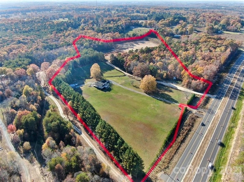 3329 Nc 16 Hw, Maiden, NC 28650