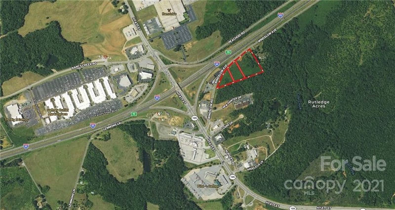 Windslow Ave, Gaffney, SC 29341