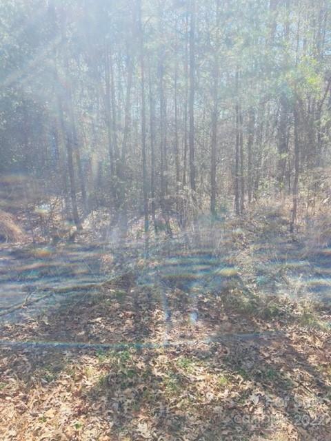 R And S Cir, Hickory, NC 28601