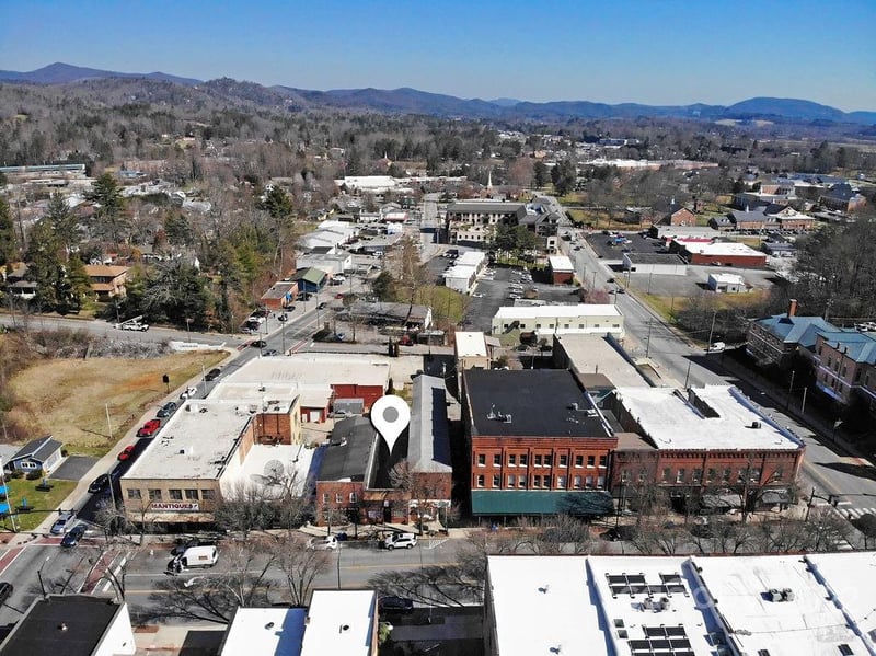 46 Main St, Brevard, NC 28712