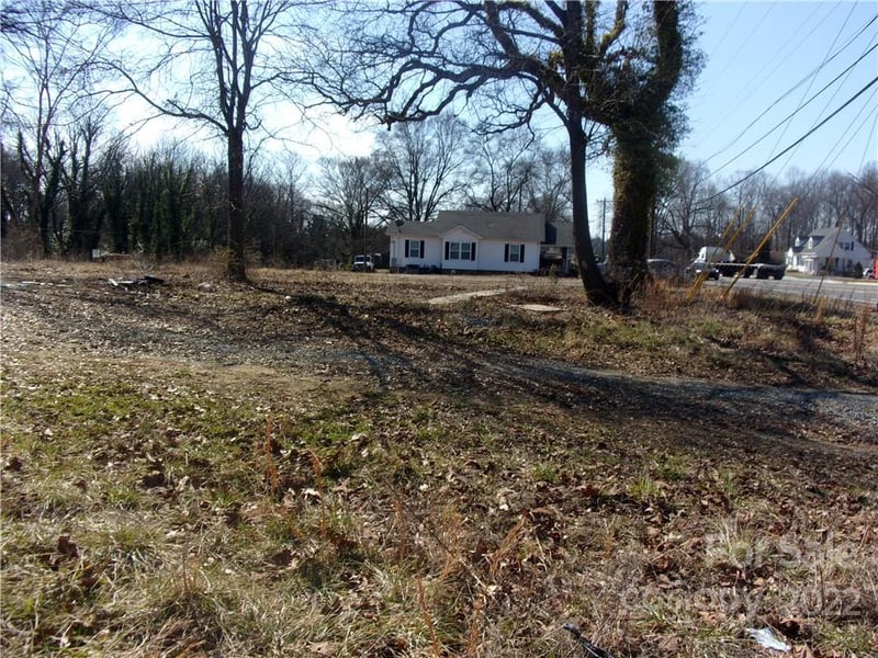 11033 Mount Holly Rd, Charlotte, NC 28214