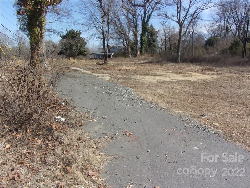 11033 Mount Holly Rd, Charlotte, NC 28214