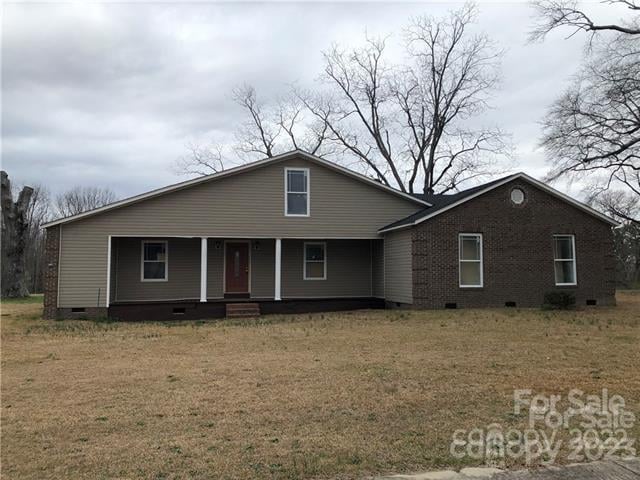 310 East St, Heath Springs, SC 29058