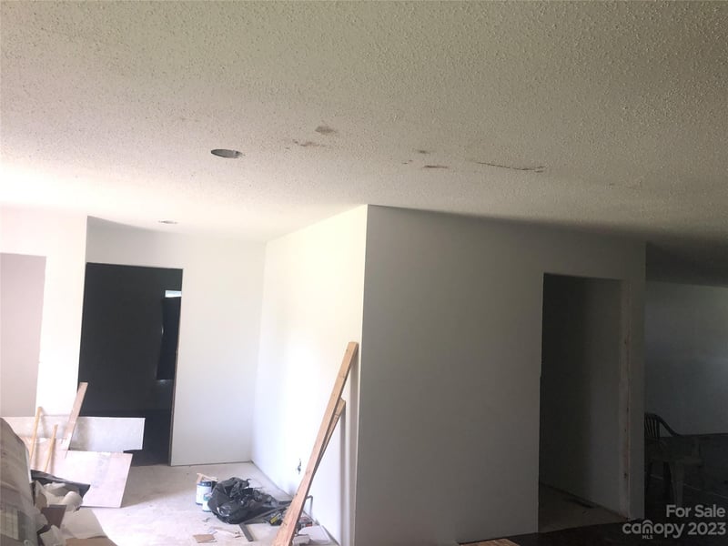 310 East St, Heath Springs, SC 29058