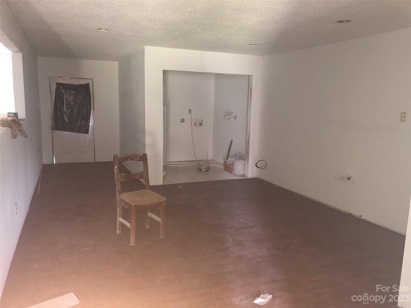 310 East St, Heath Springs, SC 29058