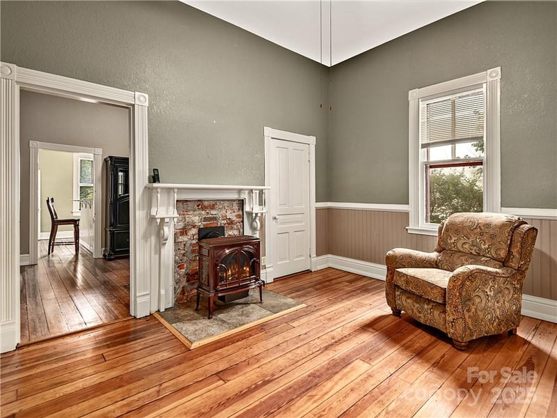 21 Pearl St, Asheville, NC 28801