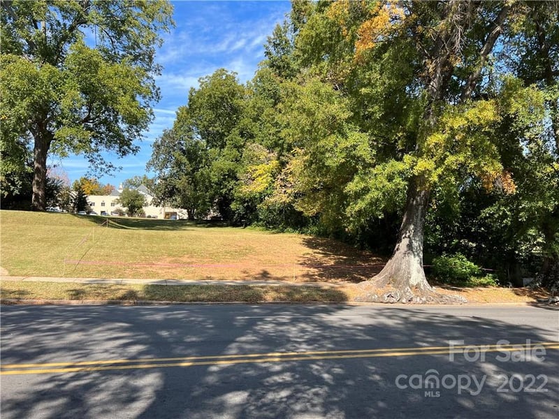 304 Front St, Statesville, NC 28677