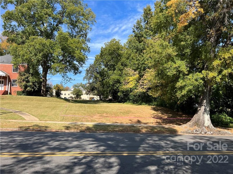 304 Front St, Statesville, NC 28677