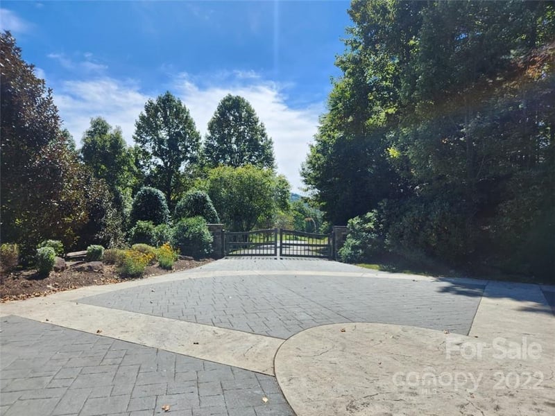23 Overlook Park Dr #48, Hendersonville, NC 28792