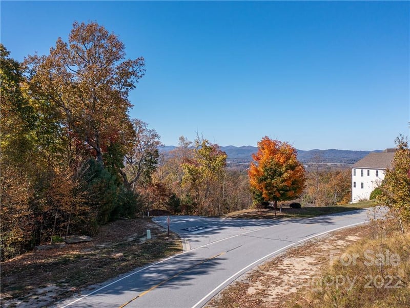 1736 Wood Owl Ct #36R, Hendersonville, NC 28791