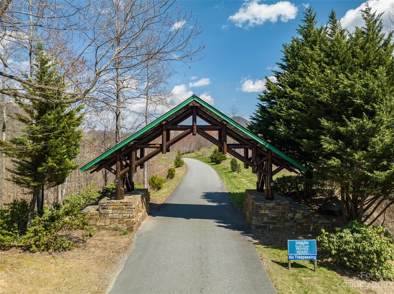 187 Arcadia Falls Way #77, Black Mountain, NC 28711