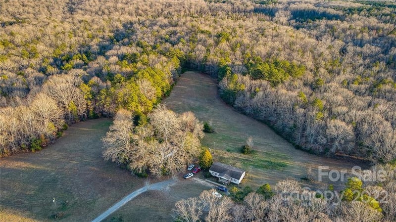 9504 Van Wyck Rd, Lancaster, SC 29720