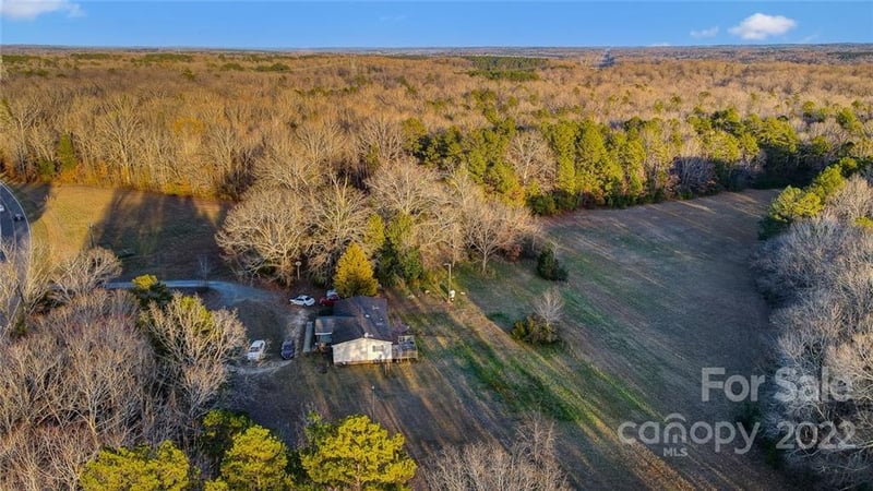 9504 Van Wyck Rd, Lancaster, SC 29720