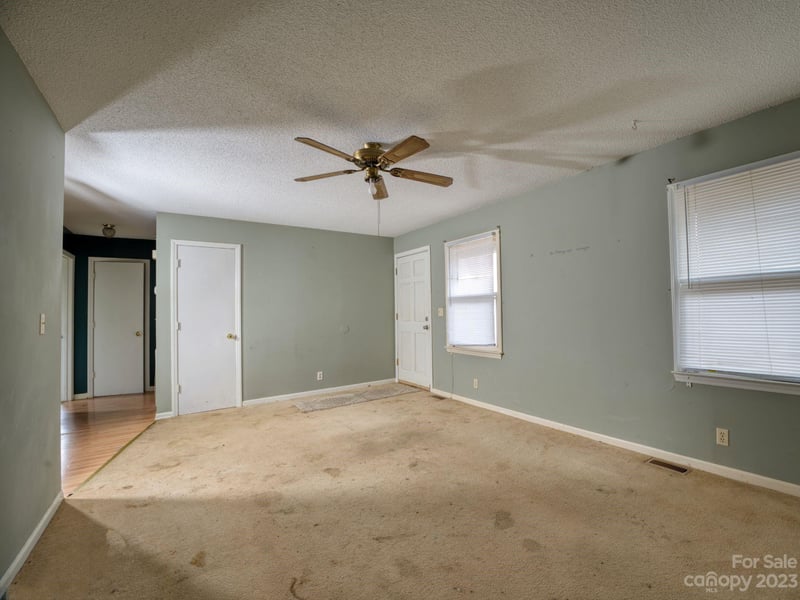 Dallas Stanley Hw, Dallas, NC 28034