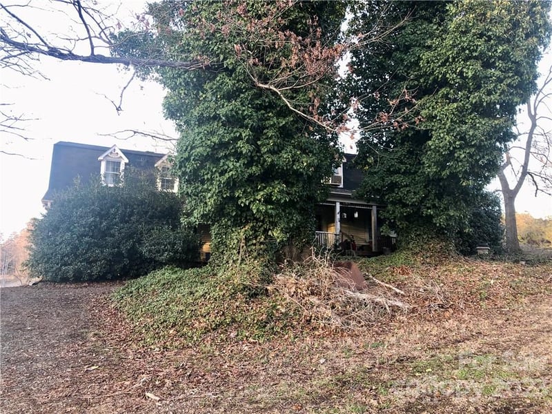 605 Dallas Stanley Hw, Dallas, NC 28034