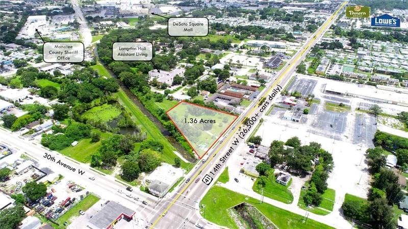 3223 14th St, Bradenton, FL 34205