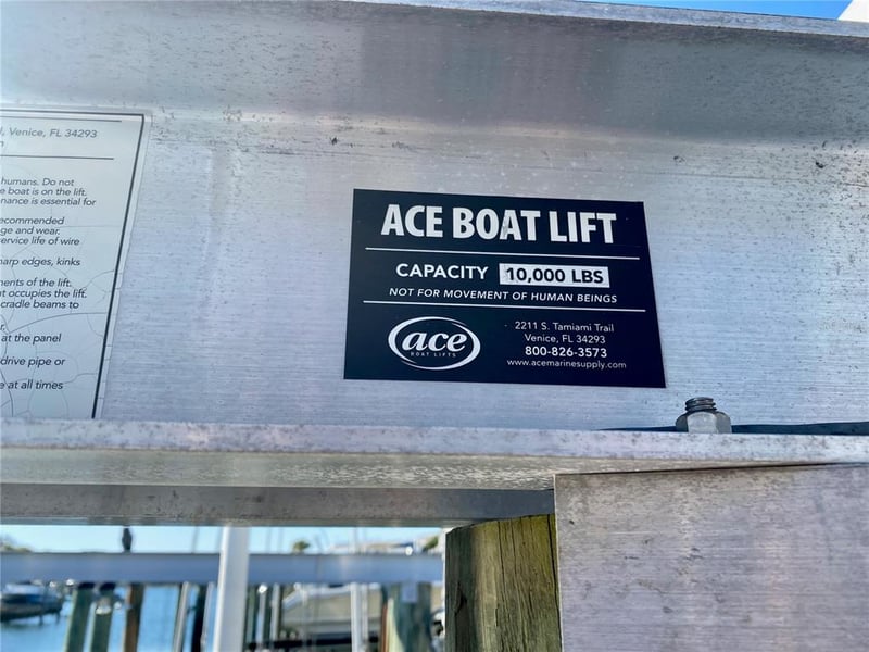 0 Starfish Dr, St Petersburg, FL 33705