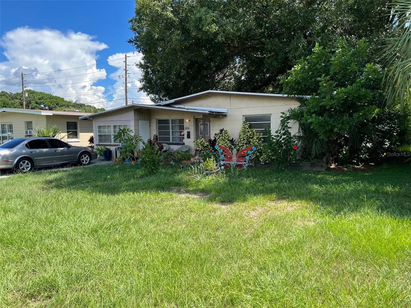 5634 5th Ave, St Petersburg, FL 33710