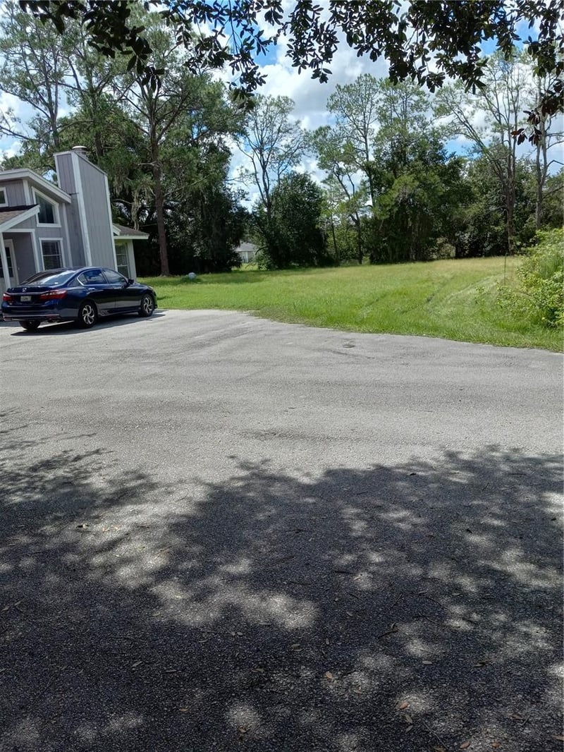 2902 Lutz Lake Fern Rd, Lutz, FL 33558