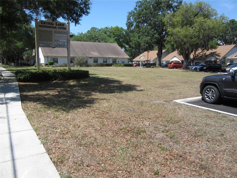 209 Crystal Grove Blvd, Lutz, FL 33548