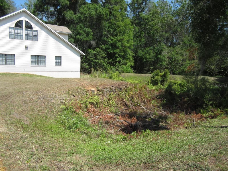 209 Crystal Grove Blvd, Lutz, FL 33548