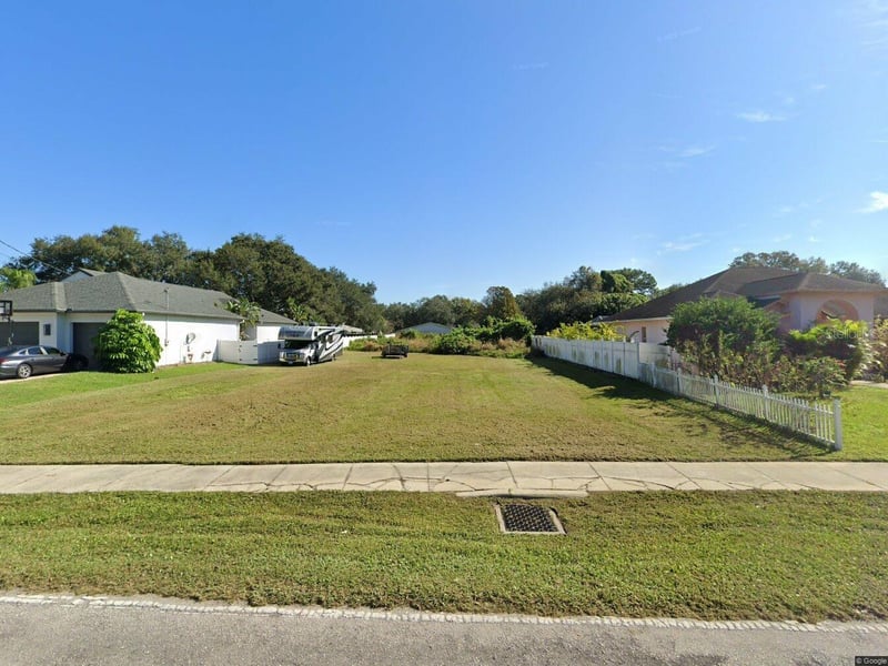 8427 Grady Ave, Tampa, FL 33614
