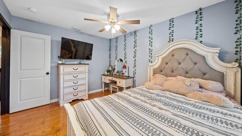 2907 Trilby Ave, Tampa, FL 33611