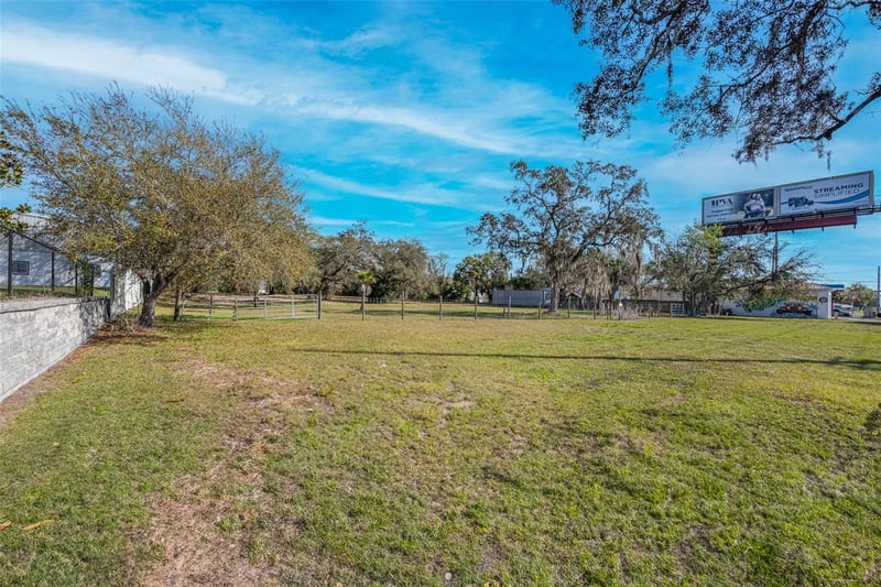 7222 Dr Martin Luther King Jr Blvd, Tampa, FL 33619
