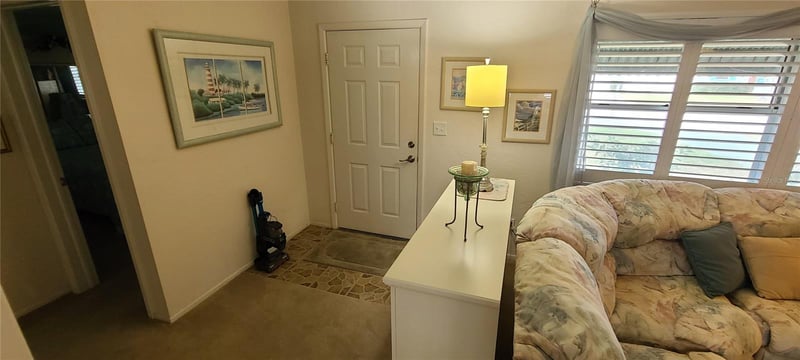 9901 111th Ln, Seminole, FL 33772