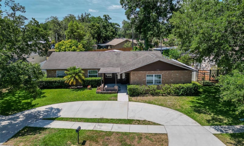 1702 Blind Pond Ave, Lutz, FL 33549