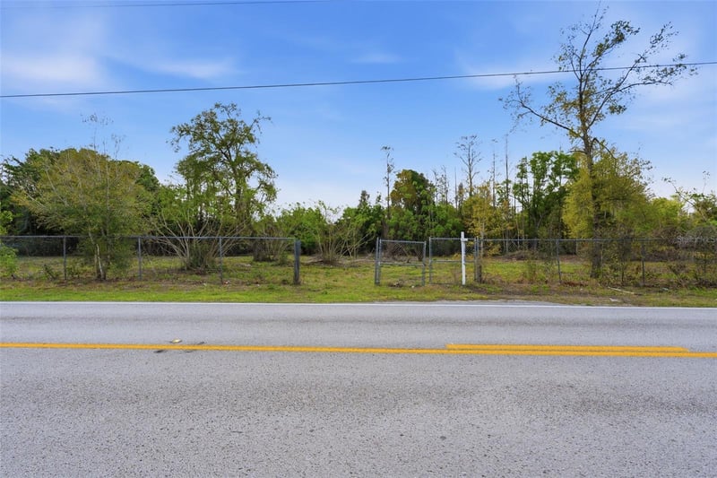 9906 Hilltop Dr, New Port Richey, FL 34654