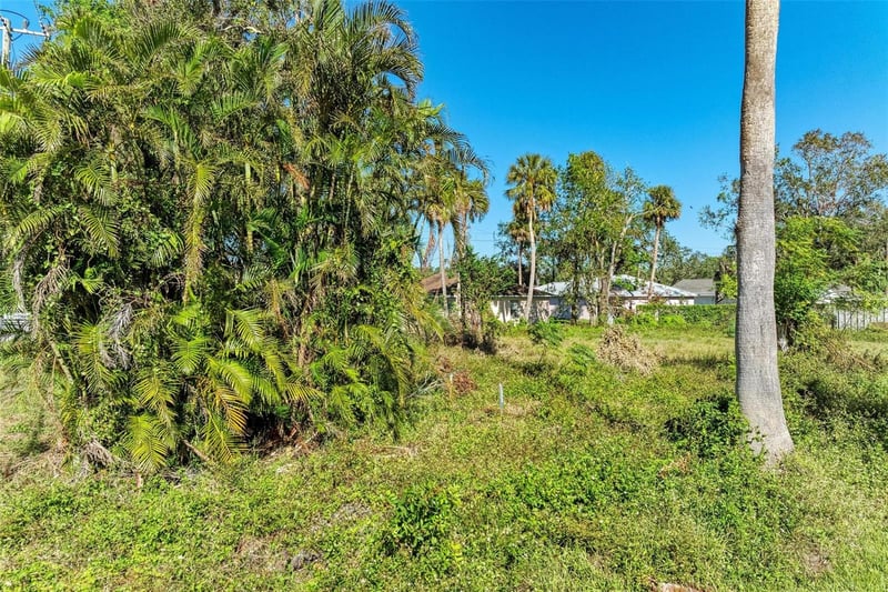 1307 15th St, Bradenton, FL 34208