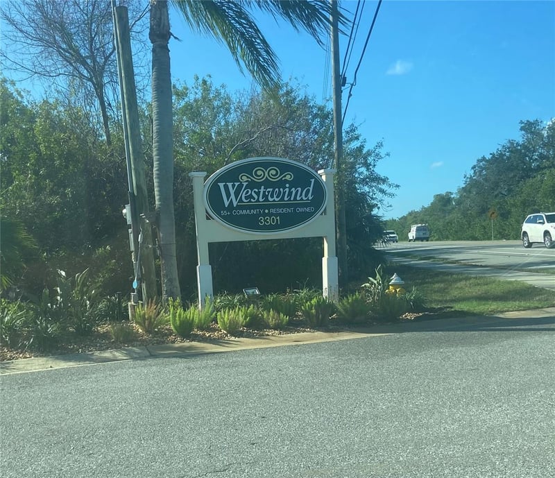 3301 Alt 19 #409, Palm Harbor, FL 34683