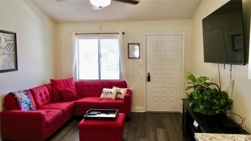 20853 Haulover Cv #A8, Lutz, FL 33558