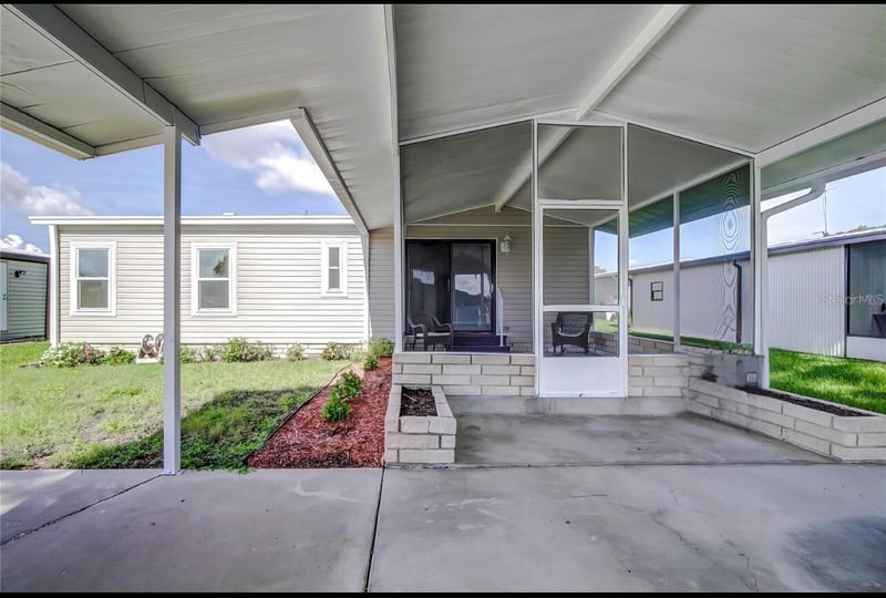 3145 Hidden Lake Dr, Wesley Chapel, FL 33543