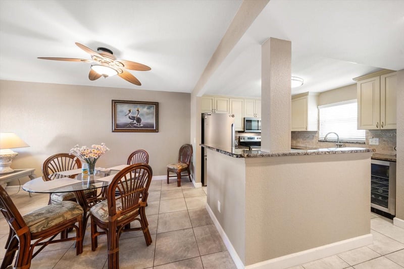 1230 Gulf Blvd #402, Clearwater Beach, FL 33767