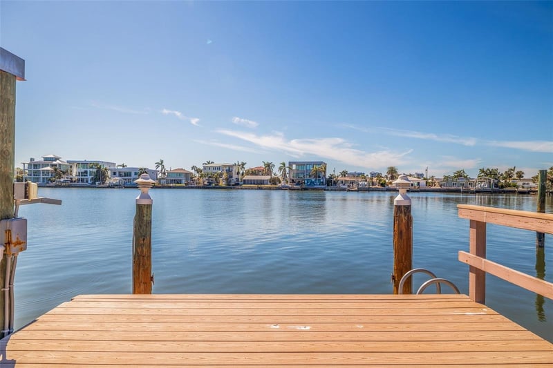 7874 9th Ave, St Petersburg, FL 33707