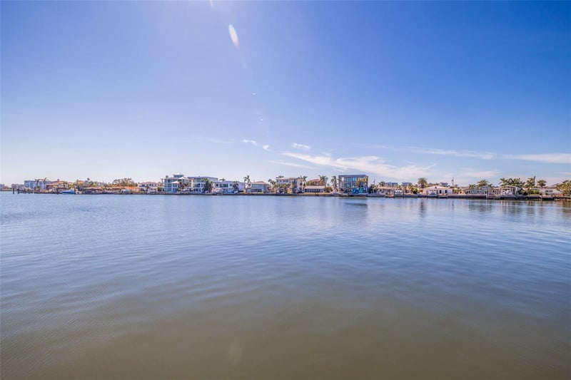 7874 9th Ave, St Petersburg, FL 33707