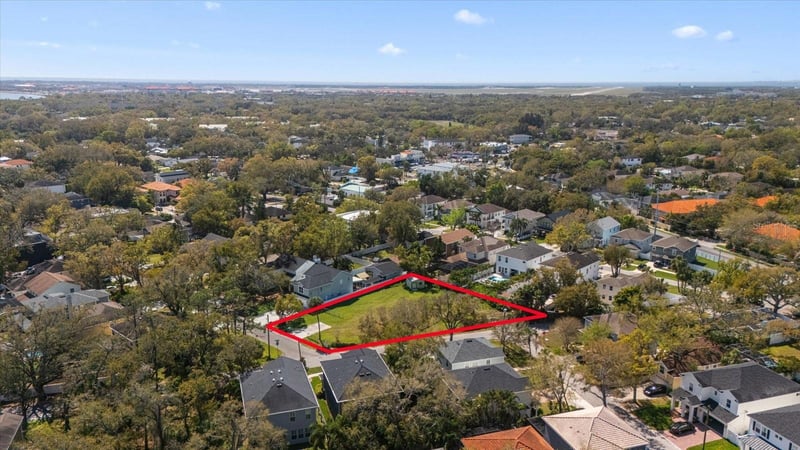 5801 2nd St, Tampa, FL 33611