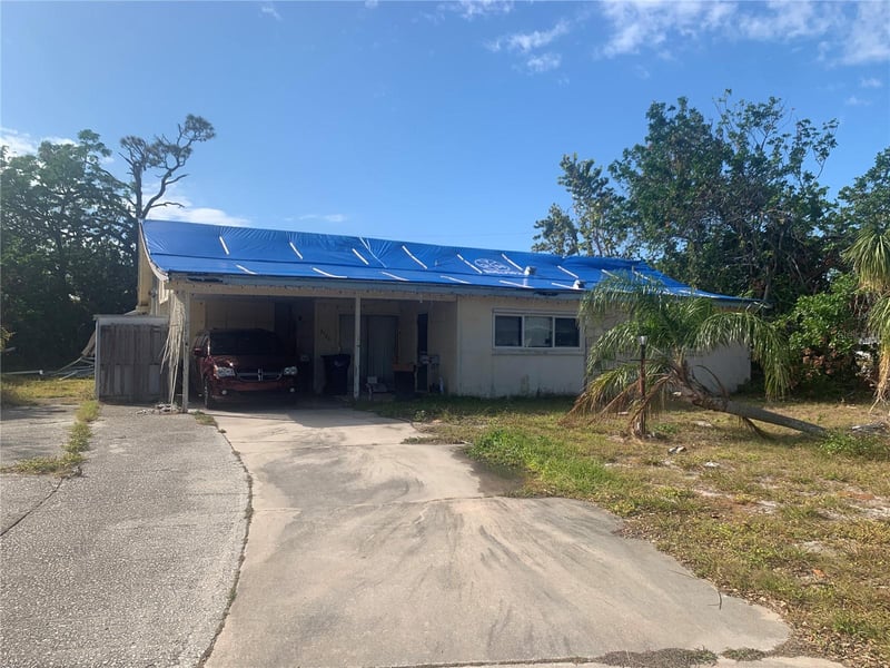 3120 Smith Ave, Bradenton, FL 34207