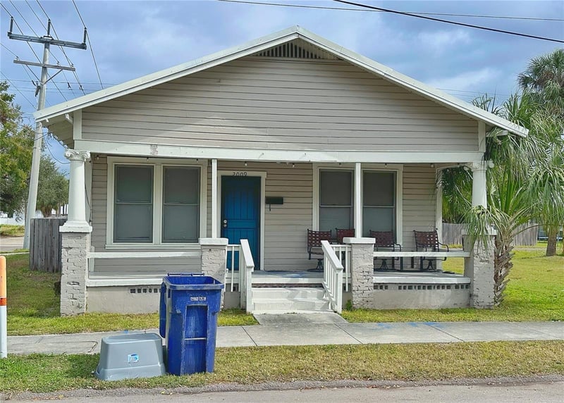 2005 25th St, Tampa, FL 33605