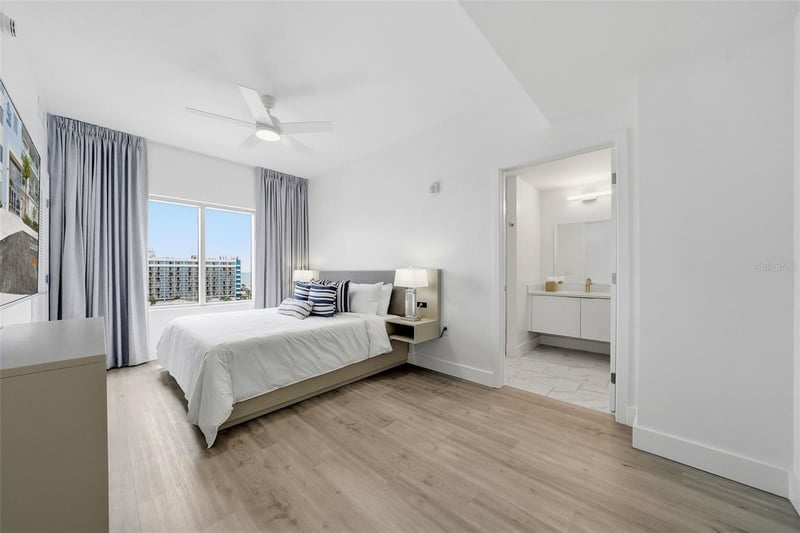 411 E Shore Dr #313, Clearwater Beach, FL 33767