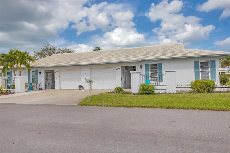 7402 8th Ave, Bradenton, FL 34209