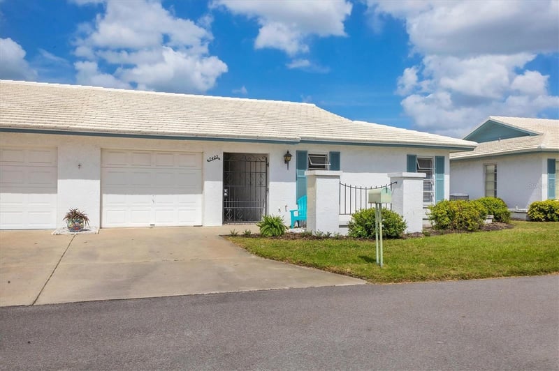 7402 8th Ave, Bradenton, FL 34209